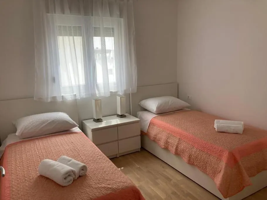 Fun In The Sun! Apartment Zadar